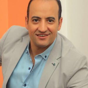 ظاهرة سياسية تشعل الحراك السياسي.. ماذا يفعل حزب صوت الشعب الفترة الأخيرة؟ 3 الأستاذ هشام الزهيري