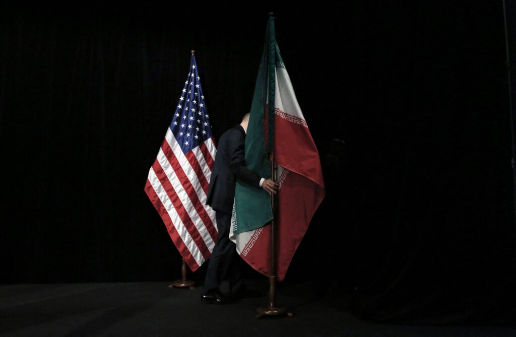 امريكا تضرب ايران فهل دقت طبول الحرب العالمية الثالثة؟ "الكوكب على حافة الانهيار" 8 امريكا تضرب ايران