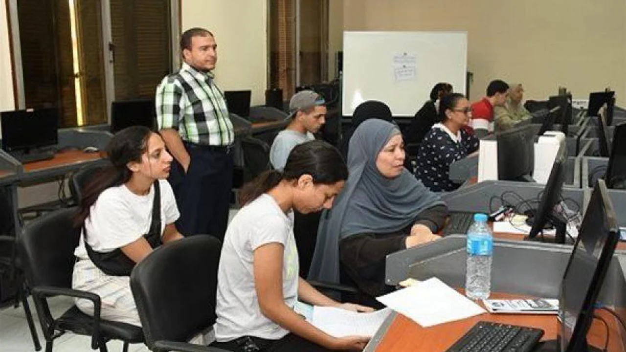 تنسيق الدبلومات الفنية 2025: دليلك الشامل للالتحاق بالكليات والمعاهد بخطوات واضحة 2 تنسيق الدبلومات الفنية