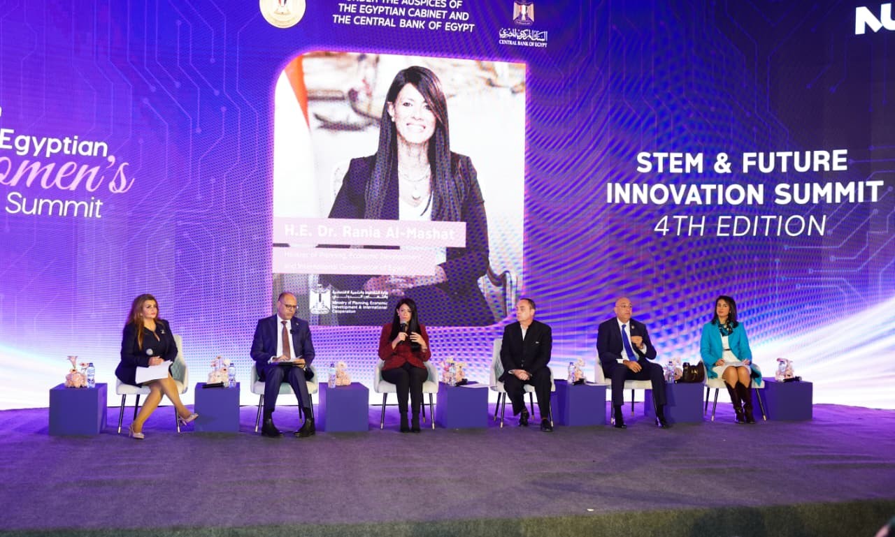 آفاق المهن والتوظيف