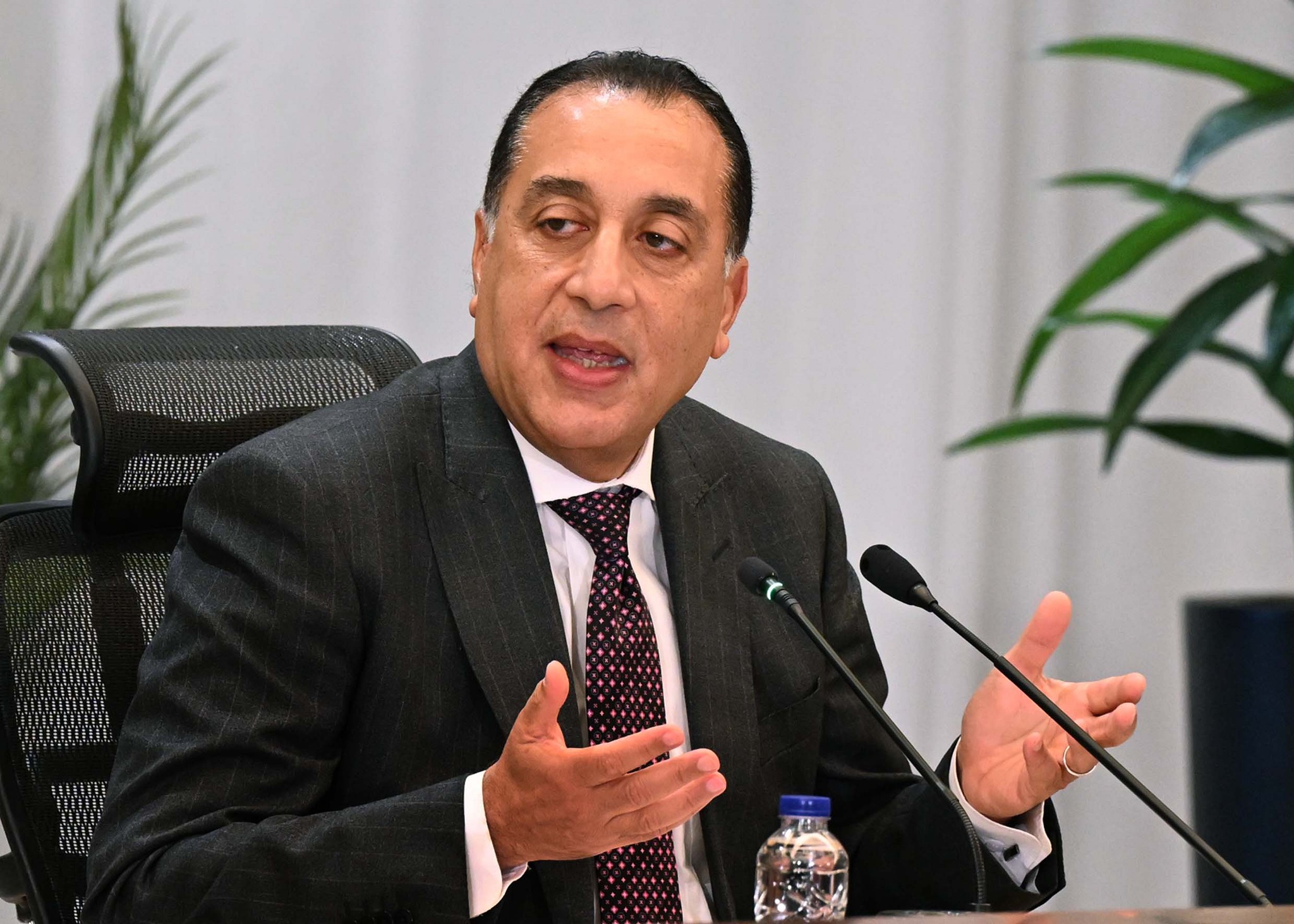 حياة كريمة هي اعظم مشروع