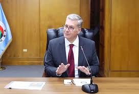 المهندس كريم بدوي وزير البترول