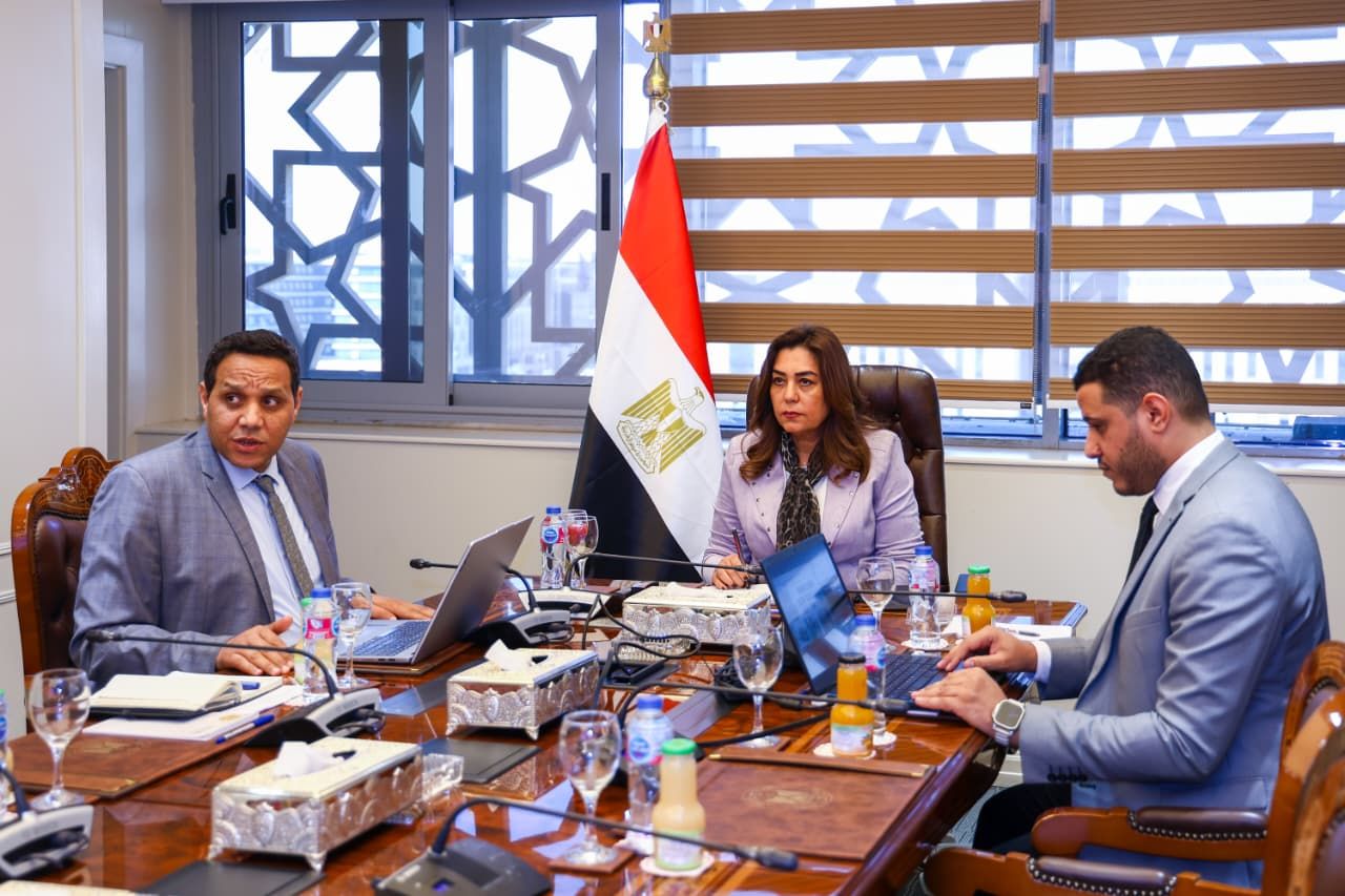 وزيرة التنمية المحلية تتابع مراحل تنفيذ المبادرة الرئاسية حياة كريمة بالمحافظات