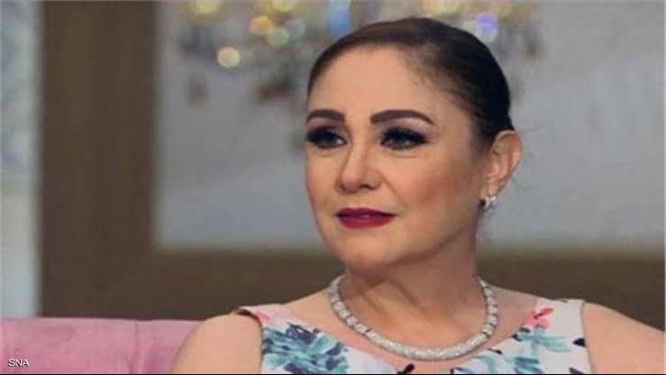 الفنانة شيرين